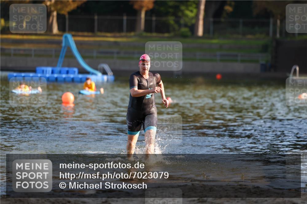 08.09.2024 - Stadtparktriathlon Michael Strokosch http://msf.ph/oto/7023079 08.09.2024 09:10:08 Schwimmen 179 meine-sportfotos.de