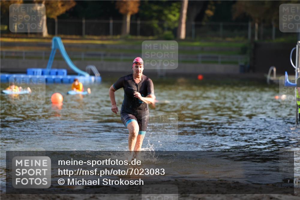 08.09.2024 - Stadtparktriathlon Michael Strokosch http://msf.ph/oto/7023083 08.09.2024 09:10:08 Schwimmen 179 meine-sportfotos.de