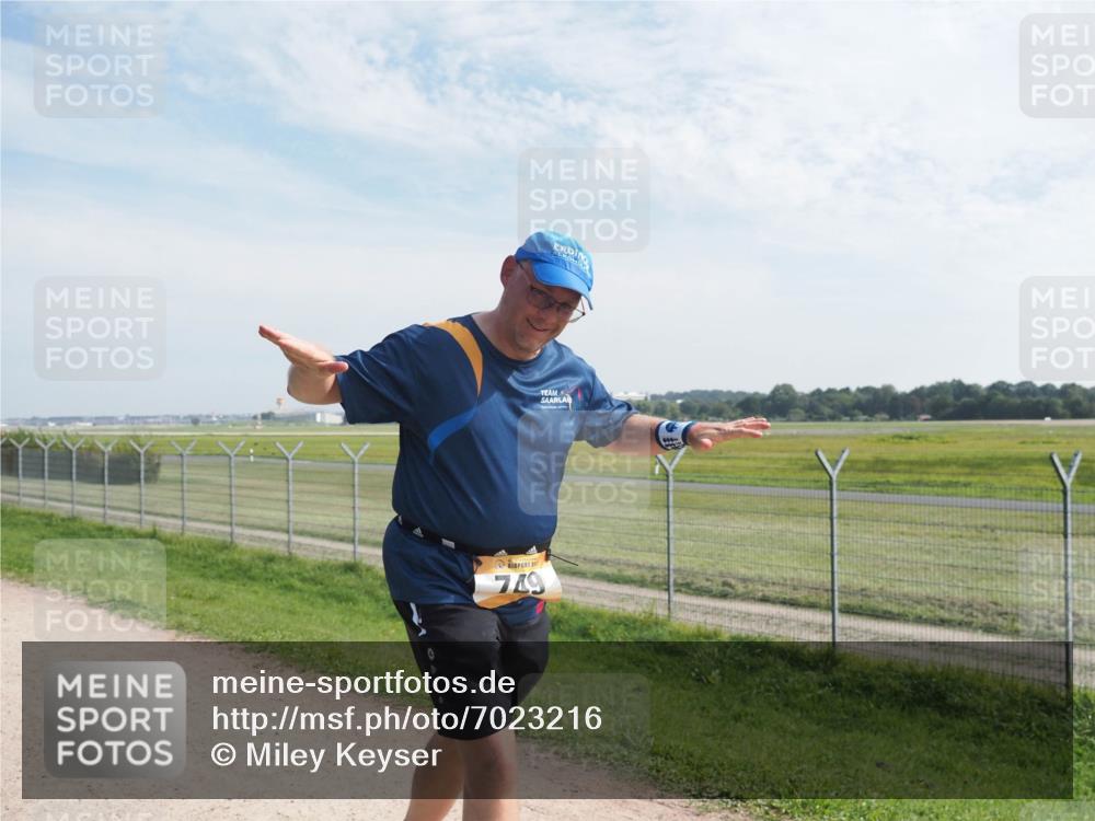 08.09.2024 - Airport Race Miley Keyser http://msf.ph/oto/7023216 08.09.2024 12:47:12 Laufen OLYMPUS, DIGITAL, CAMERA meine-sportfotos.de