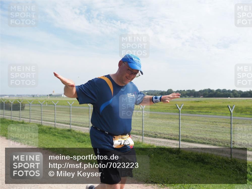 08.09.2024 - Airport Race Miley Keyser http://msf.ph/oto/7023223 08.09.2024 12:47:12 Laufen OLYMPUS, DIGITAL, CAMERA meine-sportfotos.de