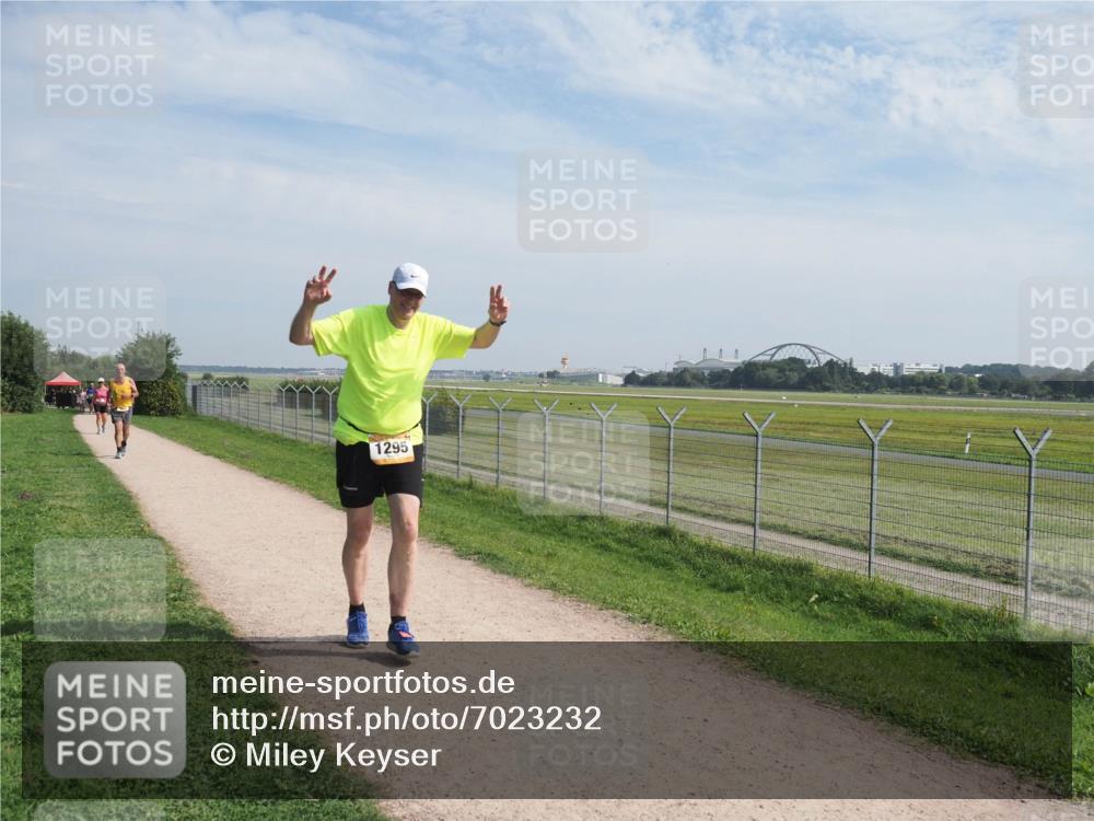 08.09.2024 - Airport Race Miley Keyser http://msf.ph/oto/7023232 08.09.2024 12:47:18 Laufen OLYMPUS, DIGITAL, CAMERA meine-sportfotos.de