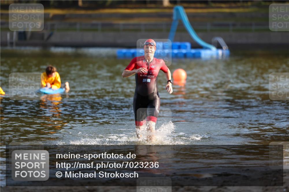 08.09.2024 - Stadtparktriathlon Michael Strokosch http://msf.ph/oto/7023236 08.09.2024 09:10:40 Schwimmen 148 meine-sportfotos.de