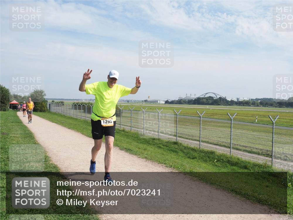 08.09.2024 - Airport Race Miley Keyser http://msf.ph/oto/7023241 08.09.2024 12:47:18 Laufen OLYMPUS, DIGITAL, CAMERA meine-sportfotos.de