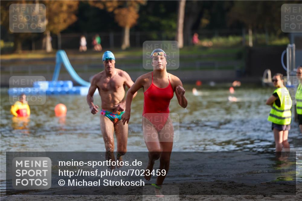 08.09.2024 - Stadtparktriathlon Michael Strokosch http://msf.ph/oto/7023459 08.09.2024 09:44:44 Schwimmen 201, 221, 234 meine-sportfotos.de