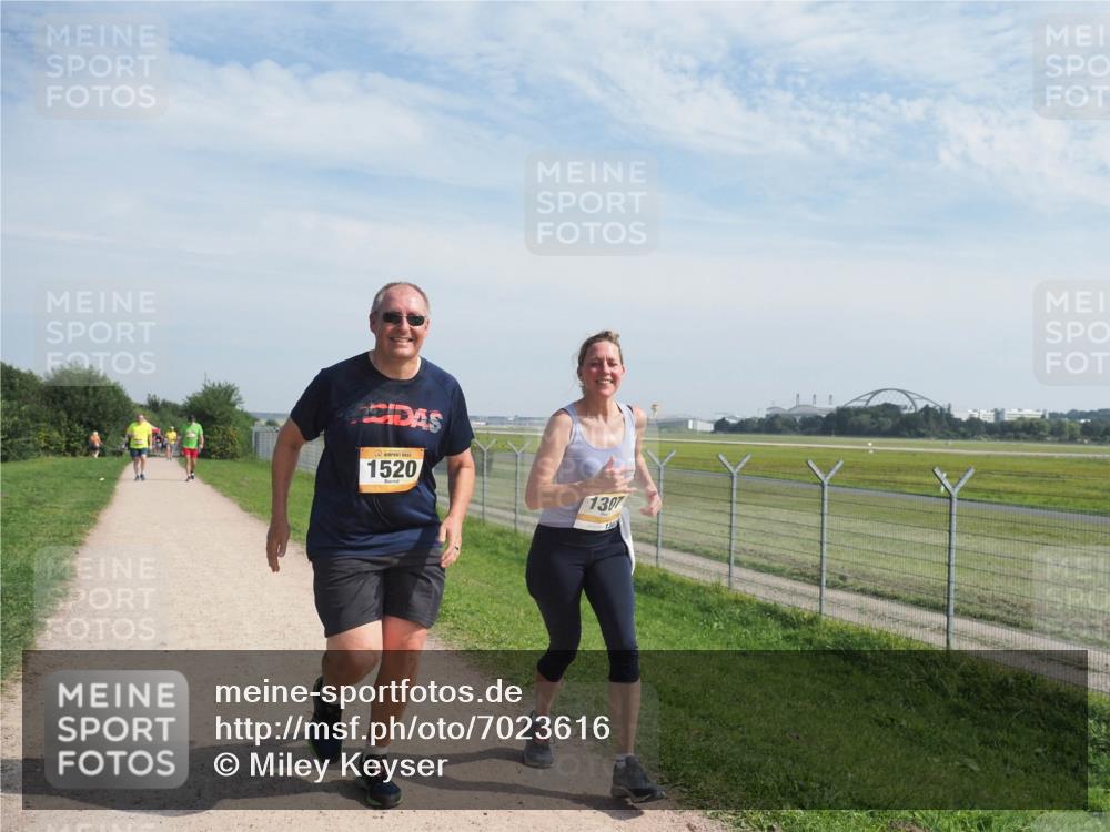 08.09.2024 - Airport Race Miley Keyser http://msf.ph/oto/7023616 08.09.2024 12:48:34 Laufen OLYMPUS, DIGITAL, CAMERA meine-sportfotos.de