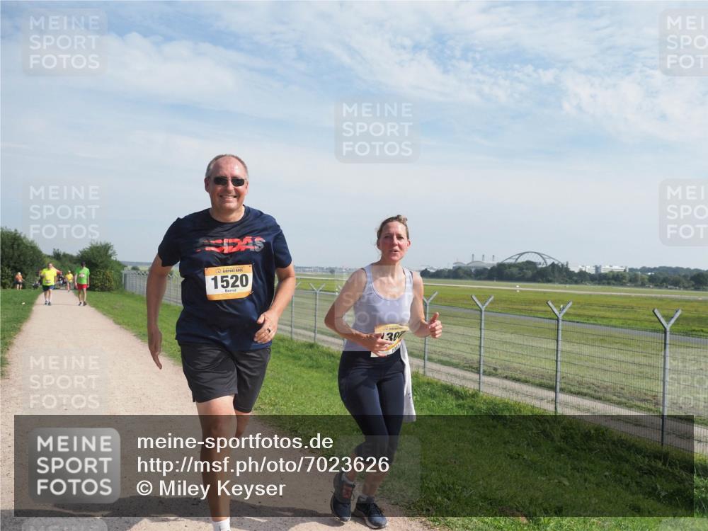 08.09.2024 - Airport Race Miley Keyser http://msf.ph/oto/7023626 08.09.2024 12:48:34 Laufen OLYMPUS, DIGITAL, CAMERA meine-sportfotos.de
