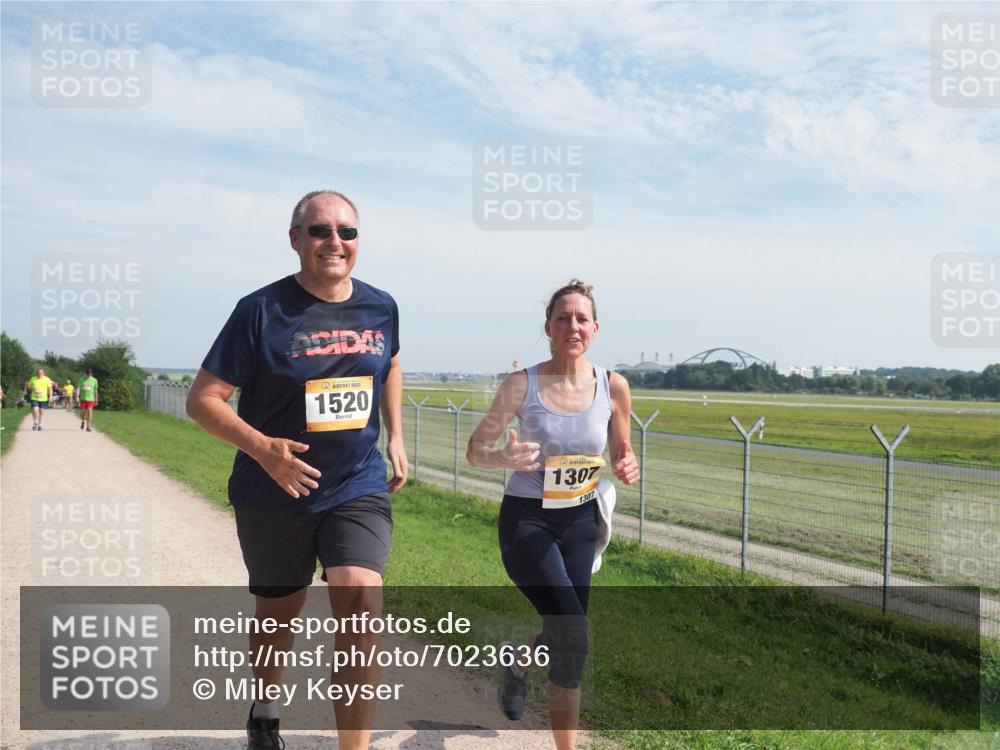 08.09.2024 - Airport Race Miley Keyser http://msf.ph/oto/7023636 08.09.2024 12:48:34 Laufen OLYMPUS, DIGITAL, CAMERA meine-sportfotos.de