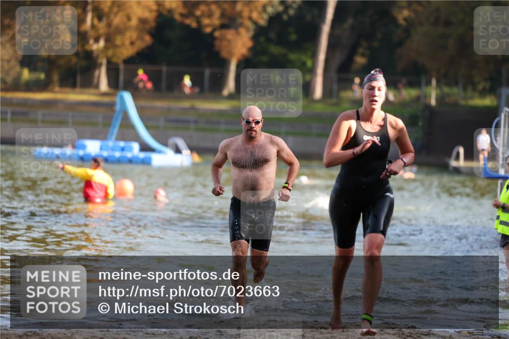08.09.2024 - Stadtparktriathlon Michael Strokosch http://msf.ph/oto/7023663 08.09.2024 09:46:25 Schwimmen 250, 256 meine-sportfotos.de