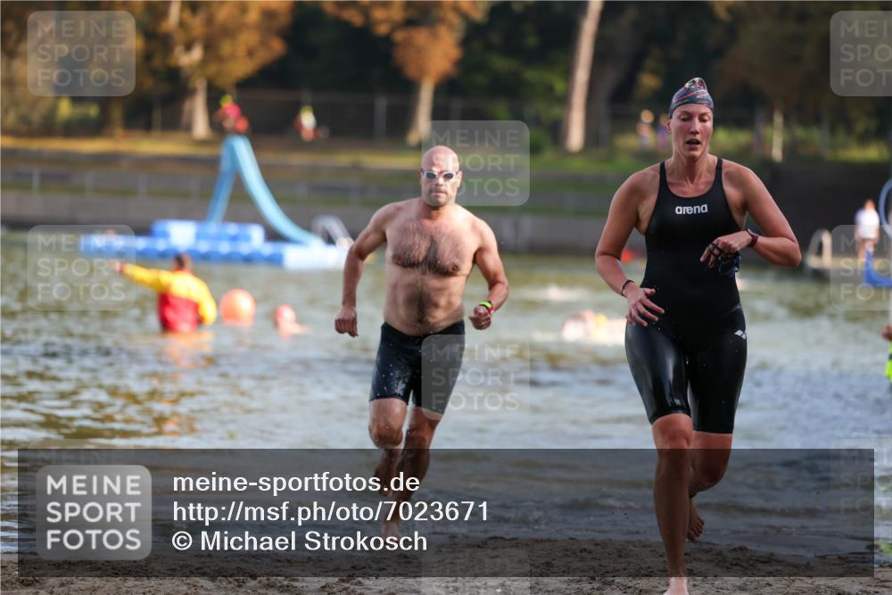 08.09.2024 - Stadtparktriathlon Michael Strokosch http://msf.ph/oto/7023671 08.09.2024 09:46:26 Schwimmen 250, 256 meine-sportfotos.de