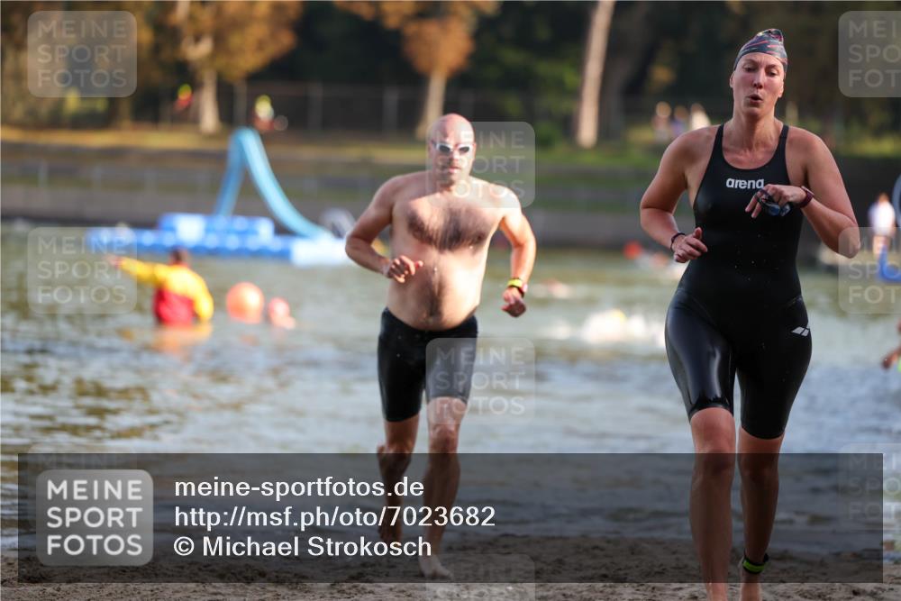 08.09.2024 - Stadtparktriathlon Michael Strokosch http://msf.ph/oto/7023682 08.09.2024 09:46:26 Schwimmen 250, 256 meine-sportfotos.de