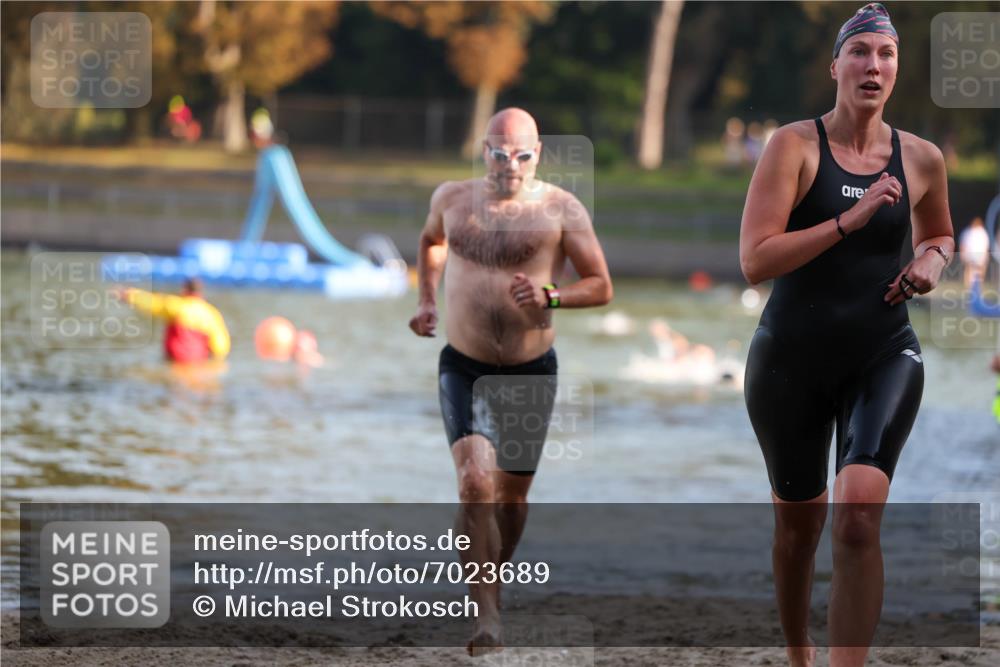 08.09.2024 - Stadtparktriathlon Michael Strokosch http://msf.ph/oto/7023689 08.09.2024 09:46:27 Schwimmen 250, 256 meine-sportfotos.de
