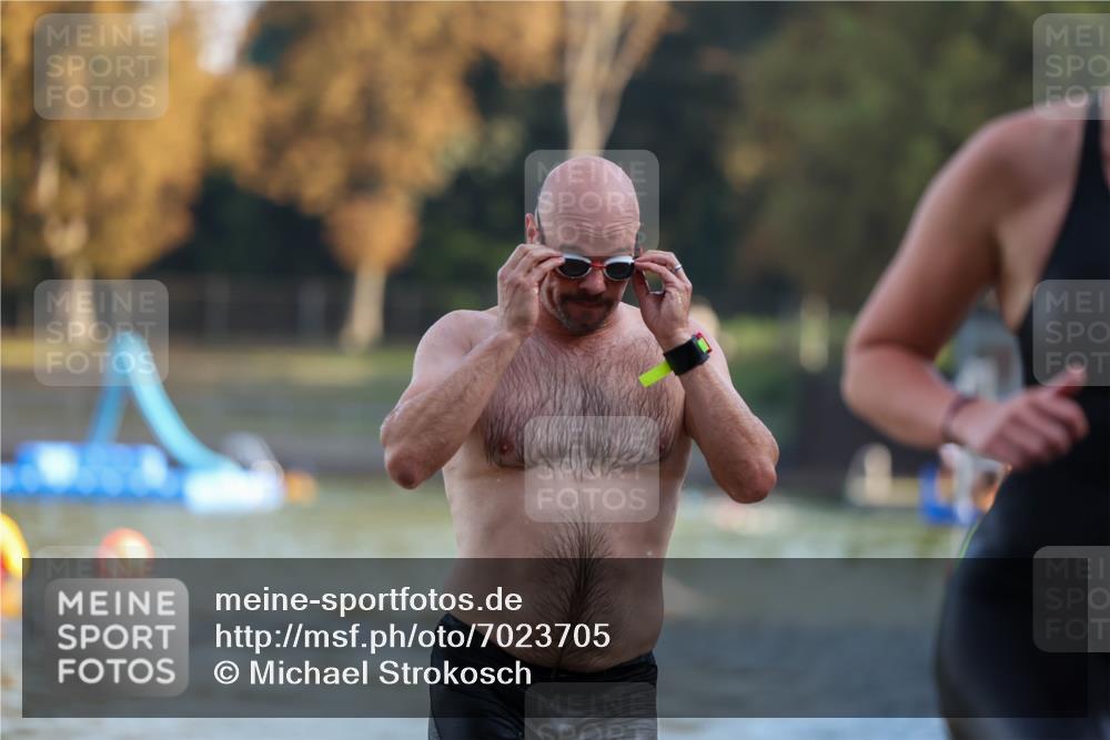 08.09.2024 - Stadtparktriathlon Michael Strokosch http://msf.ph/oto/7023705 08.09.2024 09:46:28 Schwimmen 250, 256 meine-sportfotos.de