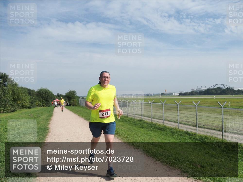 08.09.2024 - Airport Race Miley Keyser http://msf.ph/oto/7023728 08.09.2024 12:48:52 Laufen OLYMPUS, DIGITAL, CAMERA meine-sportfotos.de