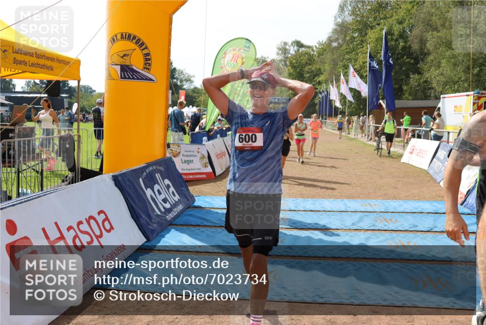 08.09.2024 - Airport Race Strokosch-Dieckow http://msf.ph/oto/7023734 08.09.2024 12:46:47 Ziel 11, 168, 264, 401, 600, 1006, 1070, 1123, 1250, 1331, 1367, 1446, 1518, 3041 meine-sportfotos.de