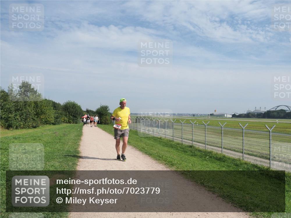 08.09.2024 - Airport Race Miley Keyser http://msf.ph/oto/7023779 08.09.2024 12:49:01 Laufen OLYMPUS, DIGITAL, CAMERA meine-sportfotos.de