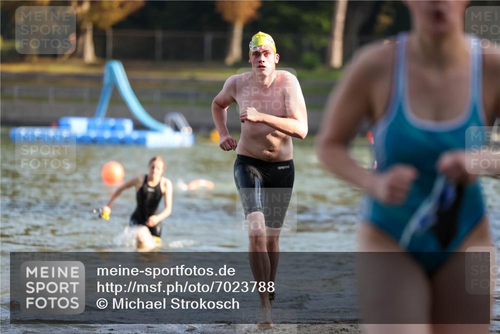 08.09.2024 - Stadtparktriathlon Michael Strokosch http://msf.ph/oto/7023788 08.09.2024 09:46:53 Schwimmen 204, 211, 243 meine-sportfotos.de
