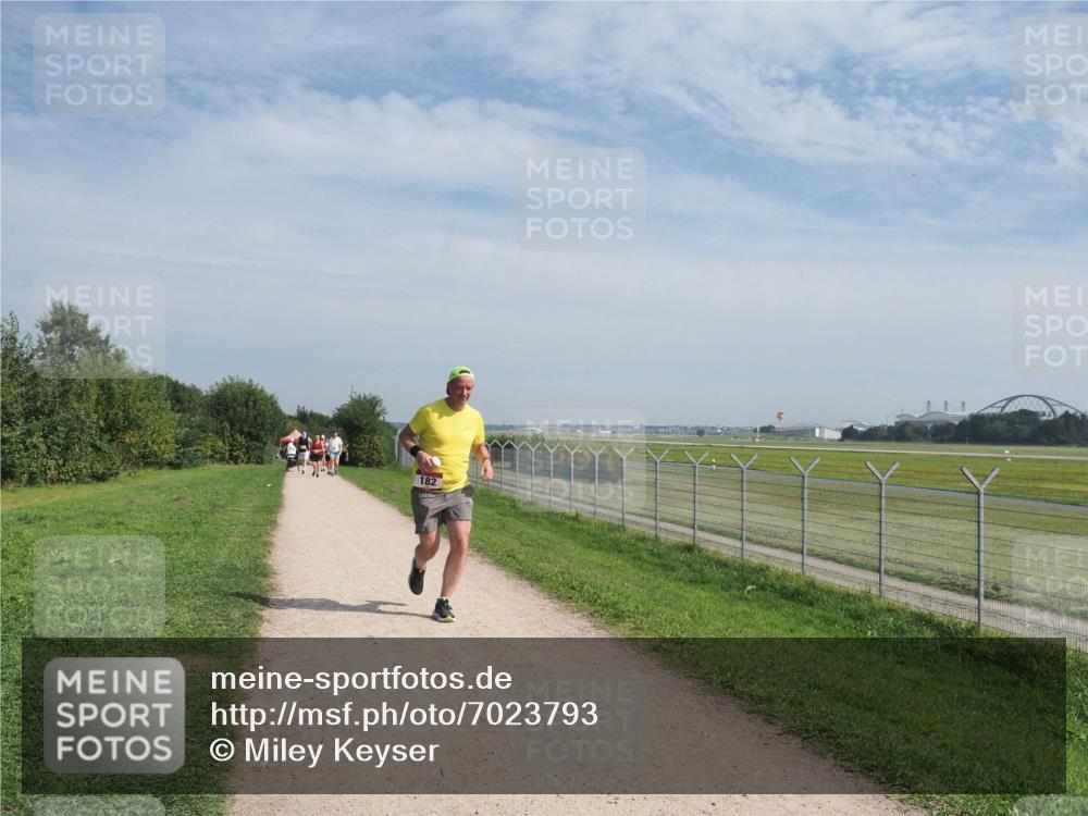 08.09.2024 - Airport Race Miley Keyser http://msf.ph/oto/7023793 08.09.2024 12:49:01 Laufen OLYMPUS, DIGITAL, CAMERA meine-sportfotos.de