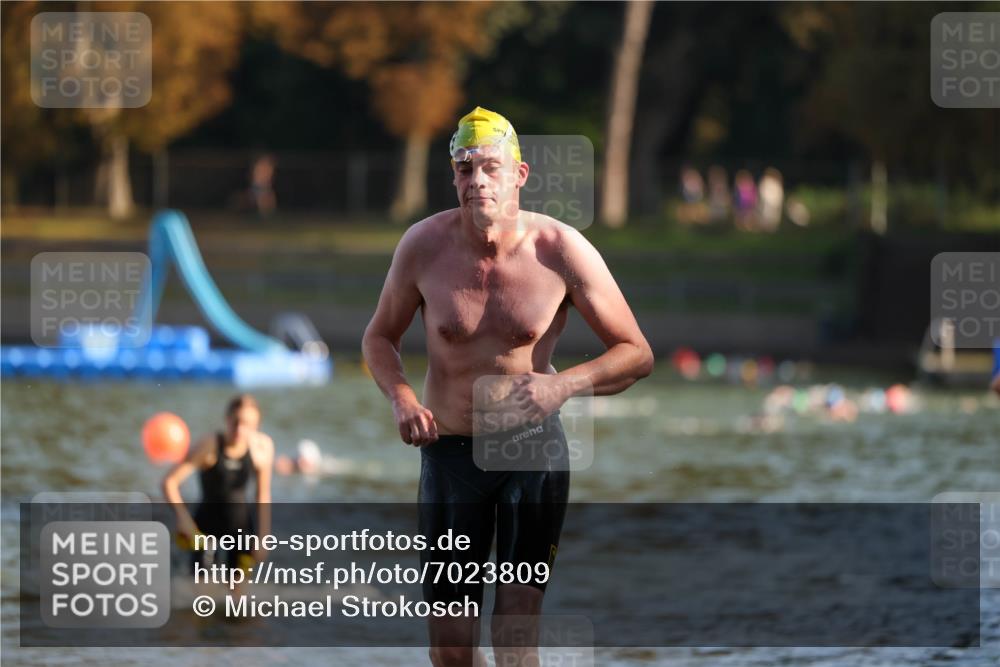 08.09.2024 - Stadtparktriathlon Michael Strokosch http://msf.ph/oto/7023809 08.09.2024 09:46:54 Schwimmen 204, 211, 243 meine-sportfotos.de