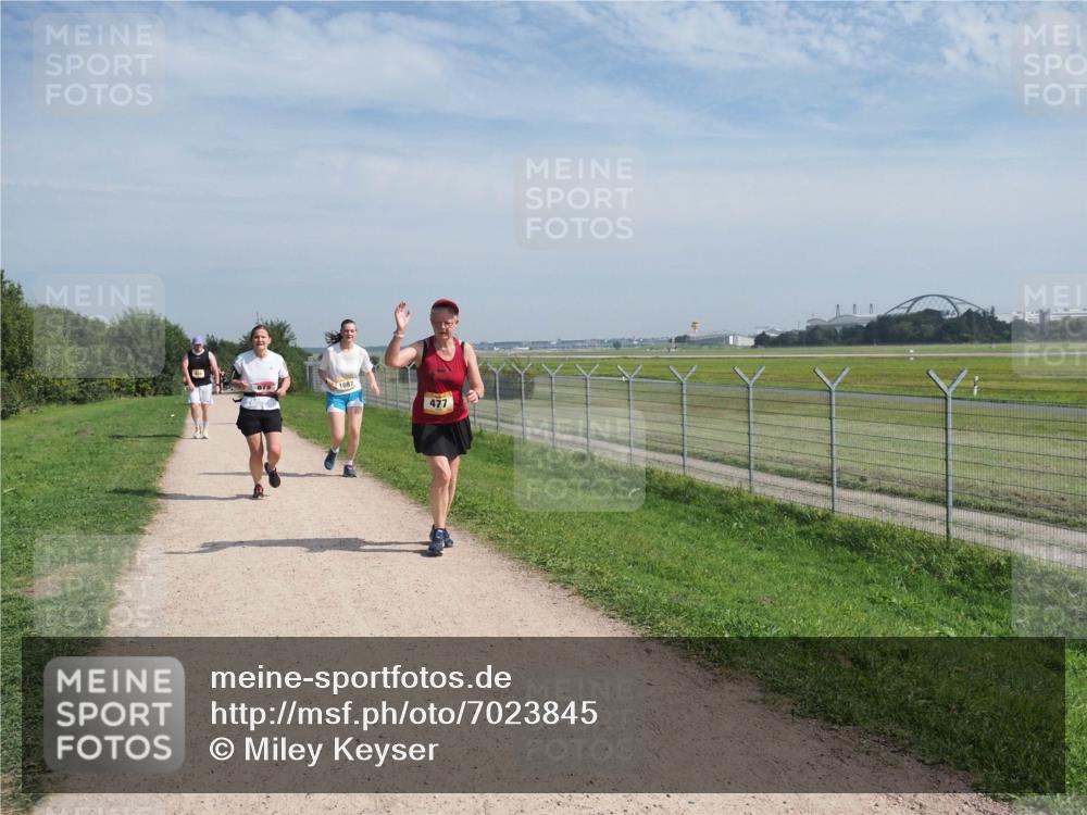 08.09.2024 - Airport Race Miley Keyser http://msf.ph/oto/7023845 08.09.2024 12:49:18 Laufen OLYMPUS, DIGITAL, CAMERA meine-sportfotos.de
