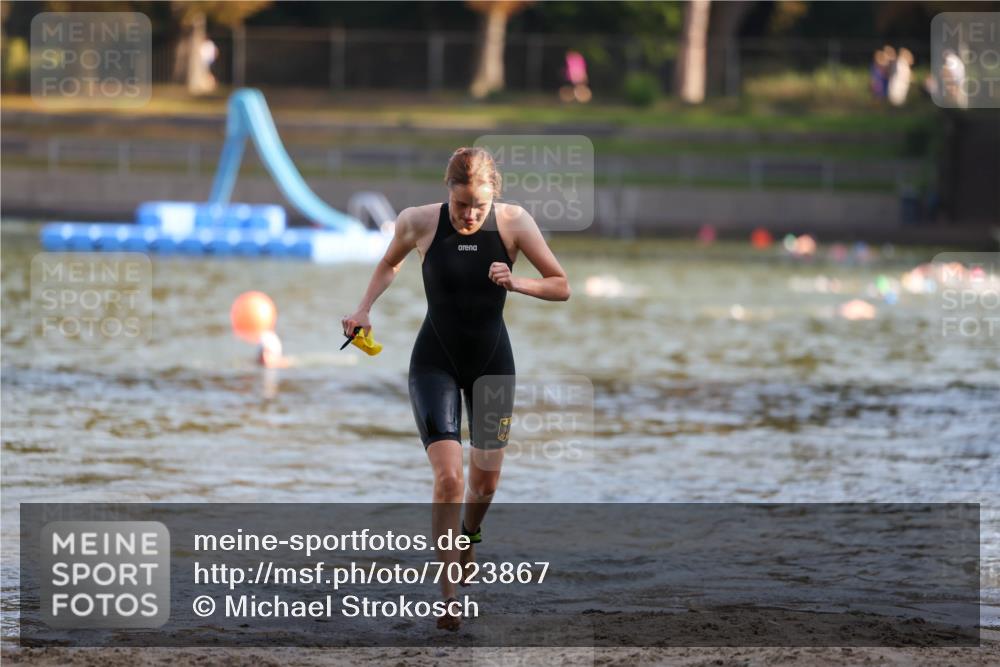 08.09.2024 - Stadtparktriathlon Michael Strokosch http://msf.ph/oto/7023867 08.09.2024 09:46:59 Schwimmen 243 meine-sportfotos.de