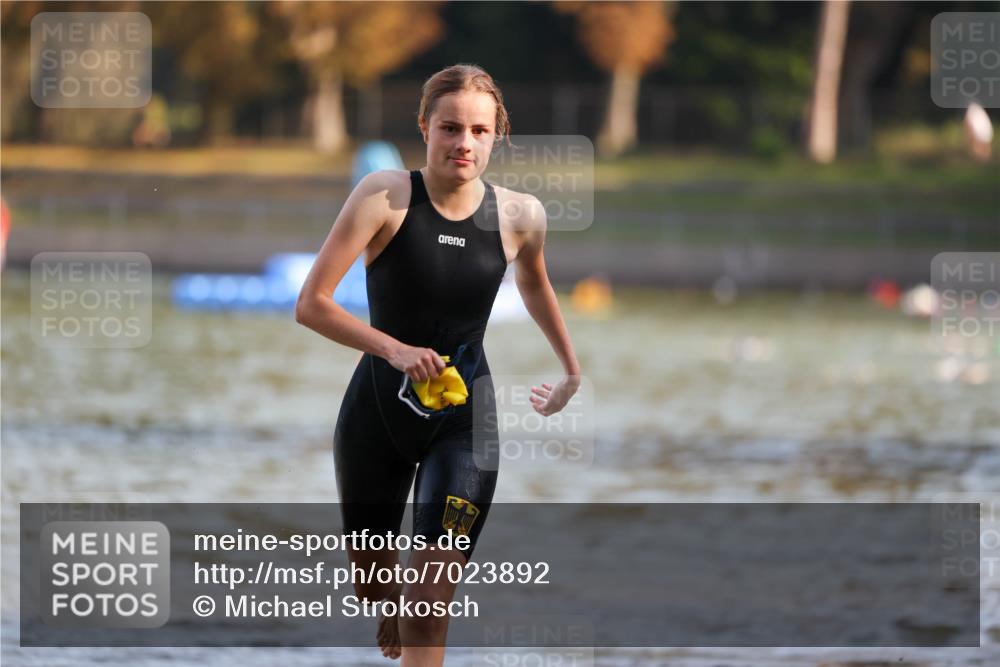 08.09.2024 - Stadtparktriathlon Michael Strokosch http://msf.ph/oto/7023892 08.09.2024 09:47:01 Schwimmen 217, 243 meine-sportfotos.de