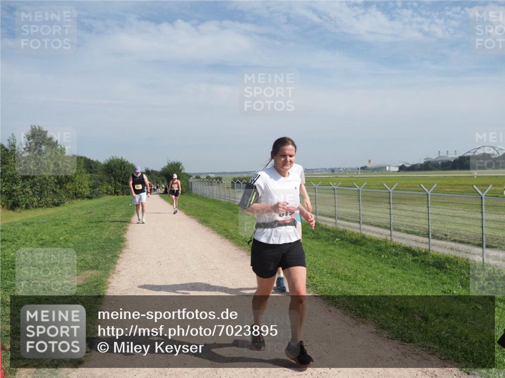 08.09.2024 - Airport Race Miley Keyser http://msf.ph/oto/7023895 08.09.2024 12:49:21 Laufen OLYMPUS, DIGITAL, CAMERA meine-sportfotos.de