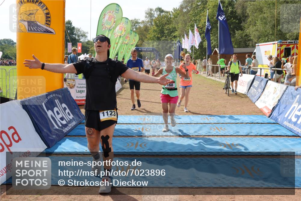 08.09.2024 - Airport Race Strokosch-Dieckow http://msf.ph/oto/7023896 08.09.2024 12:46:51 Ziel 168, 264, 401, 600, 970, 1006, 1070, 1123, 1250, 1331, 1367, 1518, 3041 meine-sportfotos.de