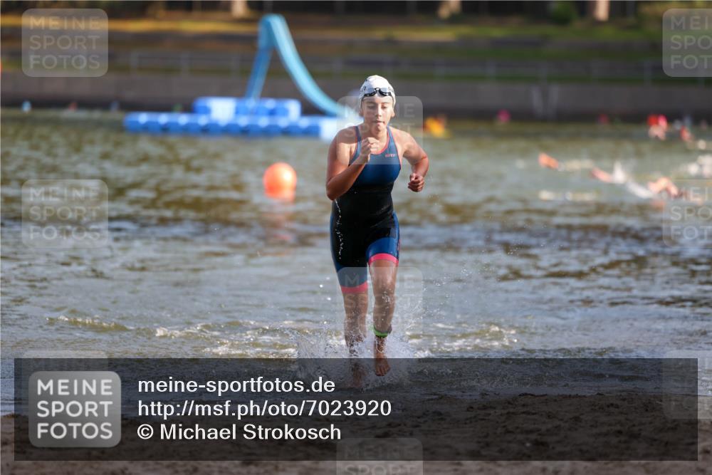 08.09.2024 - Stadtparktriathlon Michael Strokosch http://msf.ph/oto/7023920 08.09.2024 09:47:13 Schwimmen 217 meine-sportfotos.de
