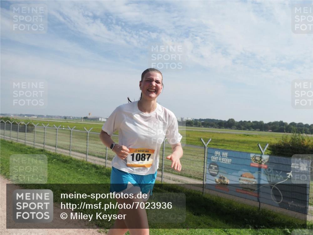 08.09.2024 - Airport Race Miley Keyser http://msf.ph/oto/7023936 08.09.2024 12:49:23 Laufen OLYMPUS, DIGITAL, CAMERA meine-sportfotos.de
