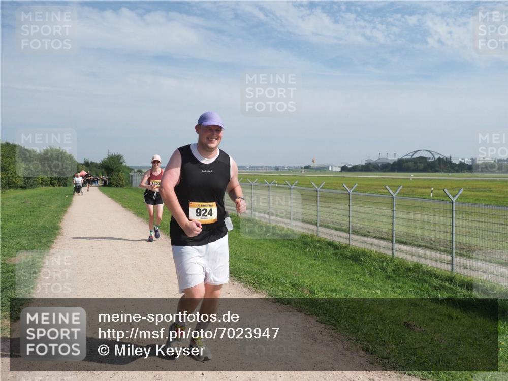 08.09.2024 - Airport Race Miley Keyser http://msf.ph/oto/7023947 08.09.2024 12:49:29 Laufen OLYMPUS, DIGITAL, CAMERA meine-sportfotos.de