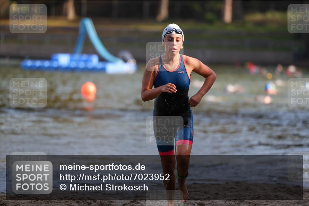 08.09.2024 - Stadtparktriathlon Michael Strokosch http://msf.ph/oto/7023952 08.09.2024 09:47:15 Schwimmen 217 meine-sportfotos.de
