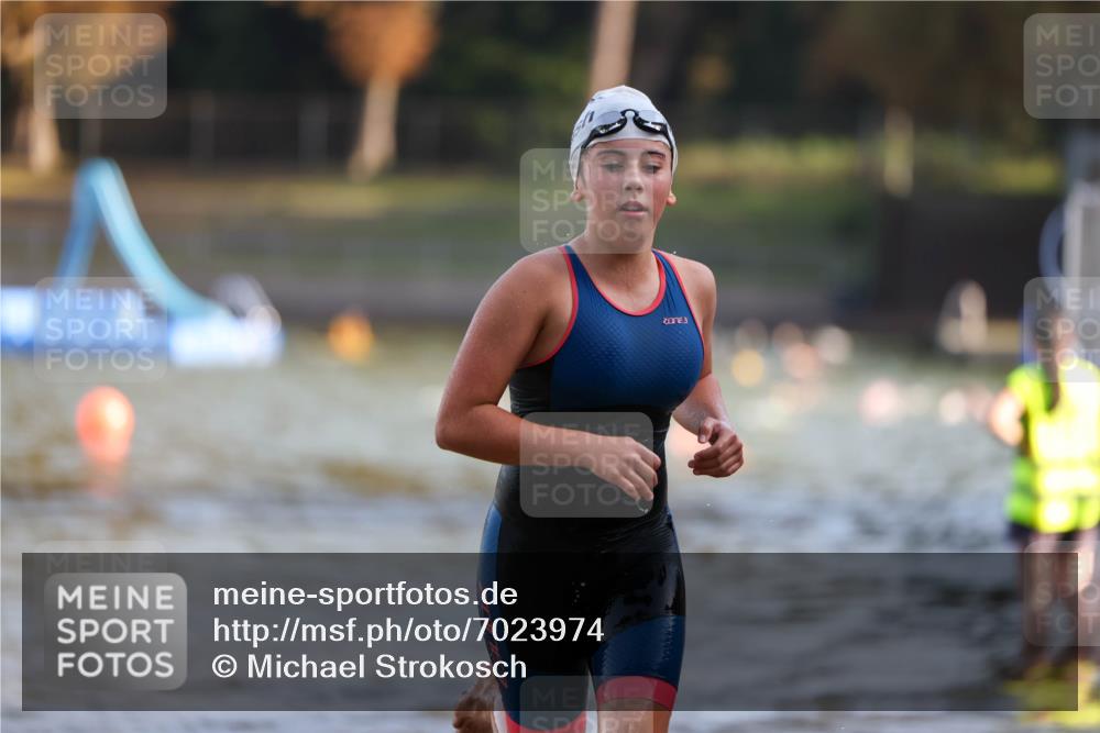 08.09.2024 - Stadtparktriathlon Michael Strokosch http://msf.ph/oto/7023974 08.09.2024 09:47:15 Schwimmen 217 meine-sportfotos.de