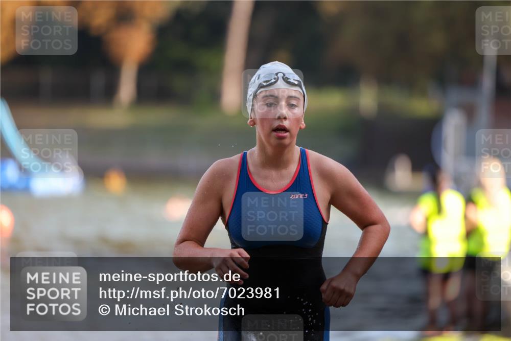 08.09.2024 - Stadtparktriathlon Michael Strokosch http://msf.ph/oto/7023981 08.09.2024 09:47:16 Schwimmen 217 meine-sportfotos.de