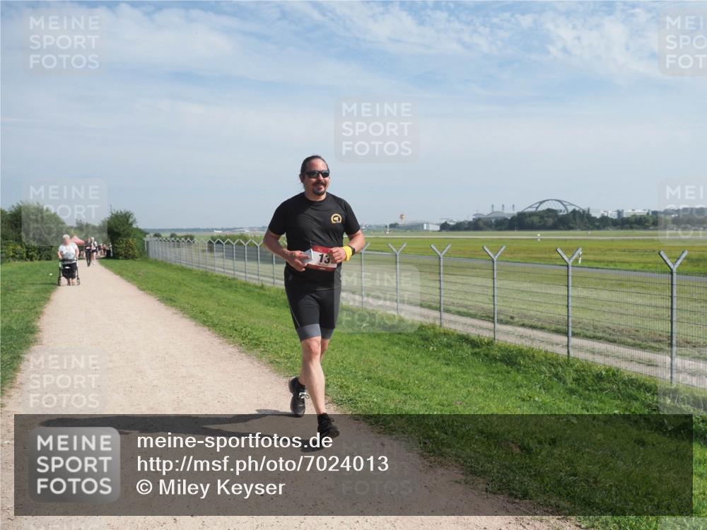 08.09.2024 - Airport Race Miley Keyser http://msf.ph/oto/7024013 08.09.2024 12:49:46 Laufen OLYMPUS, DIGITAL, CAMERA meine-sportfotos.de