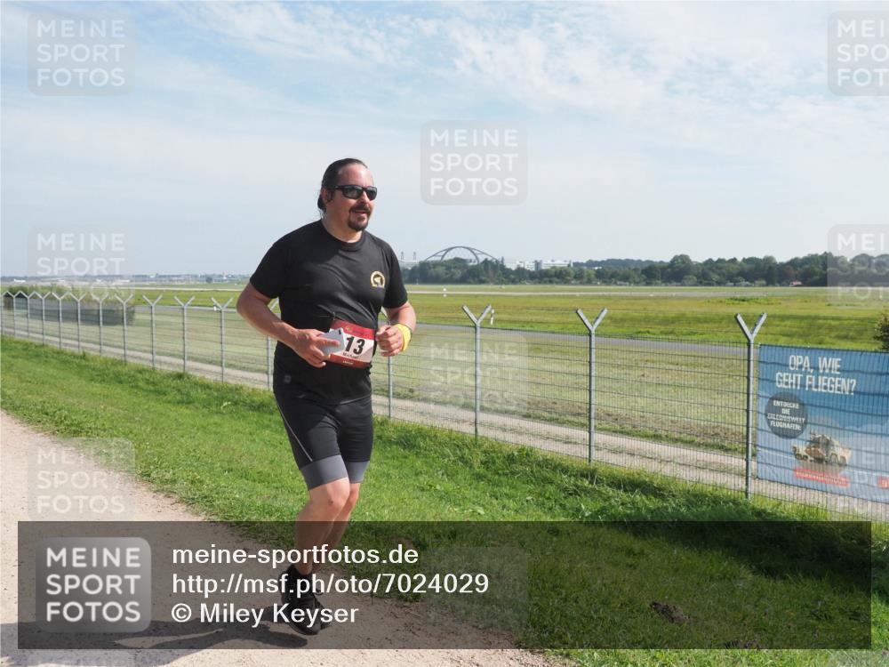 08.09.2024 - Airport Race Miley Keyser http://msf.ph/oto/7024029 08.09.2024 12:49:47 Laufen OLYMPUS, DIGITAL, CAMERA meine-sportfotos.de