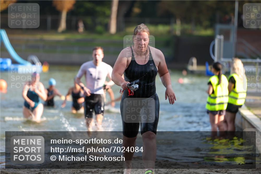 08.09.2024 - Stadtparktriathlon Michael Strokosch http://msf.ph/oto/7024084 08.09.2024 09:47:49 Schwimmen 193, 199, 205, 207, 220, 226 meine-sportfotos.de