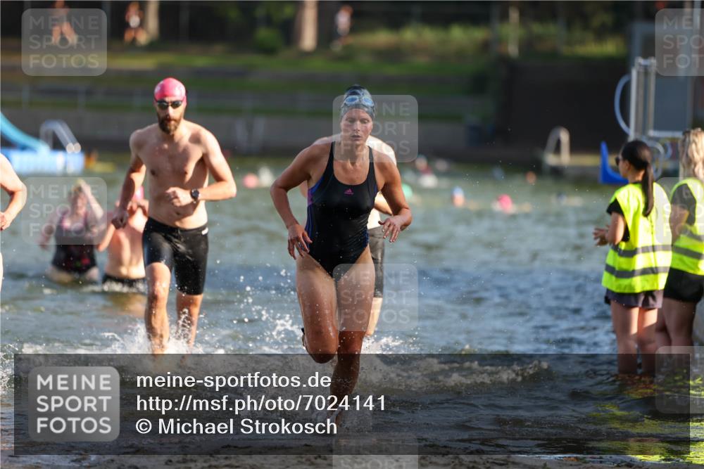 08.09.2024 - Stadtparktriathlon Michael Strokosch http://msf.ph/oto/7024141 08.09.2024 09:47:55 Schwimmen 193, 199, 200, 207, 220, 226, 257, 262 meine-sportfotos.de