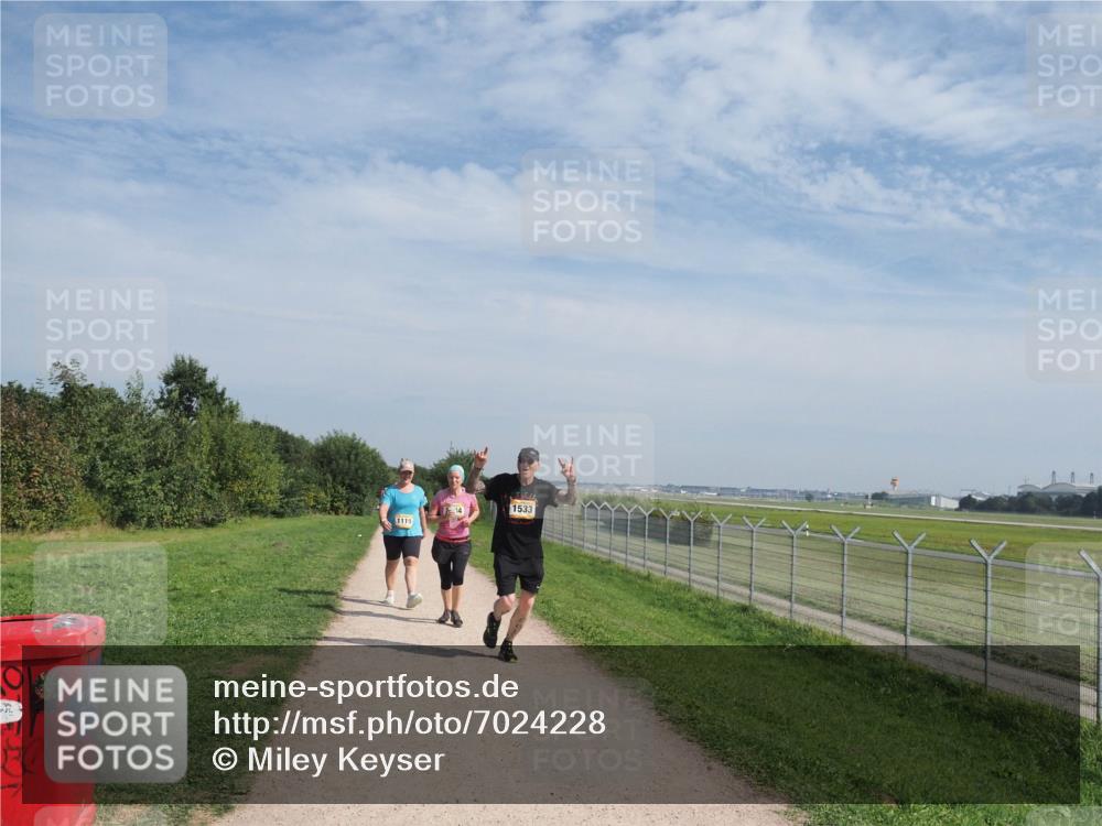 08.09.2024 - Airport Race Miley Keyser http://msf.ph/oto/7024228 08.09.2024 12:50:46 Laufen OLYMPUS, DIGITAL, CAMERA meine-sportfotos.de