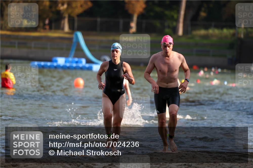 08.09.2024 - Stadtparktriathlon Michael Strokosch http://msf.ph/oto/7024236 08.09.2024 09:48:03 Schwimmen 200, 213, 257, 262 meine-sportfotos.de