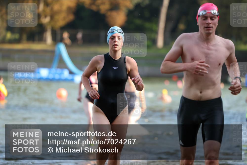 08.09.2024 - Stadtparktriathlon Michael Strokosch http://msf.ph/oto/7024267 08.09.2024 09:48:05 Schwimmen 200, 213, 257, 262 meine-sportfotos.de