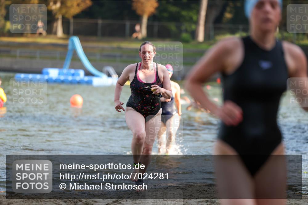 08.09.2024 - Stadtparktriathlon Michael Strokosch http://msf.ph/oto/7024281 08.09.2024 09:48:06 Schwimmen 200, 213, 257, 262 meine-sportfotos.de