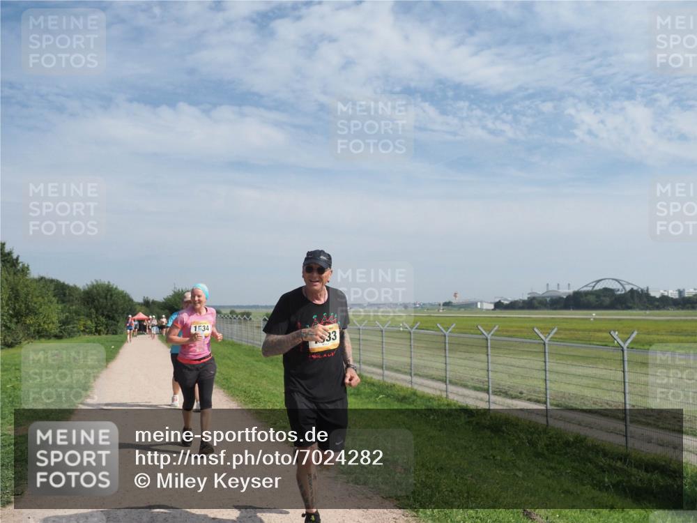 08.09.2024 - Airport Race Miley Keyser http://msf.ph/oto/7024282 08.09.2024 12:50:48 Laufen OLYMPUS, DIGITAL, CAMERA meine-sportfotos.de