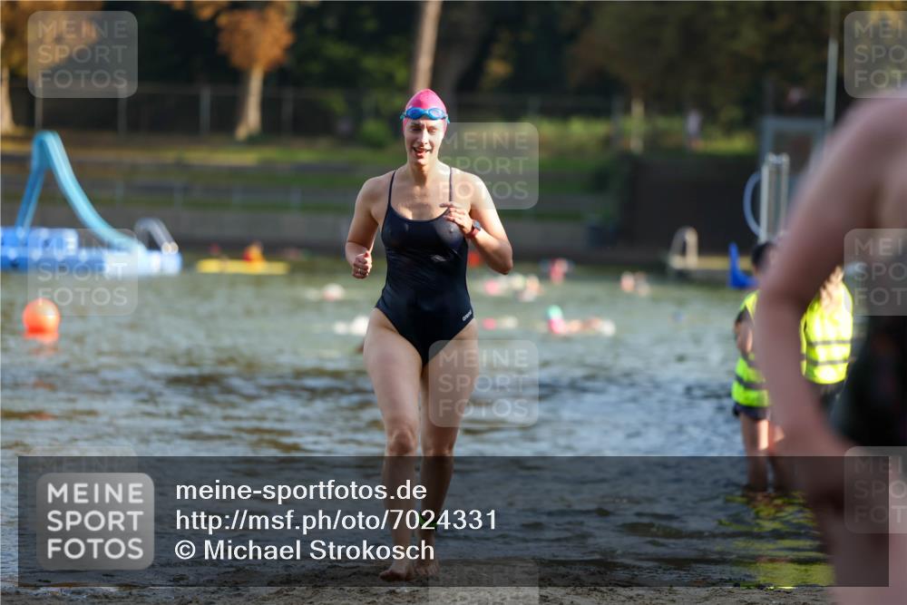 08.09.2024 - Stadtparktriathlon Michael Strokosch http://msf.ph/oto/7024331 08.09.2024 09:48:10 Schwimmen 213, 257 meine-sportfotos.de