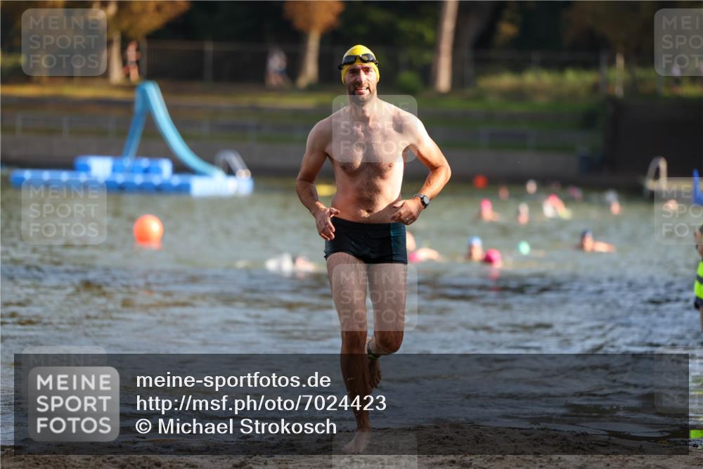 08.09.2024 - Stadtparktriathlon Michael Strokosch http://msf.ph/oto/7024423 08.09.2024 09:48:25 Schwimmen 196 meine-sportfotos.de