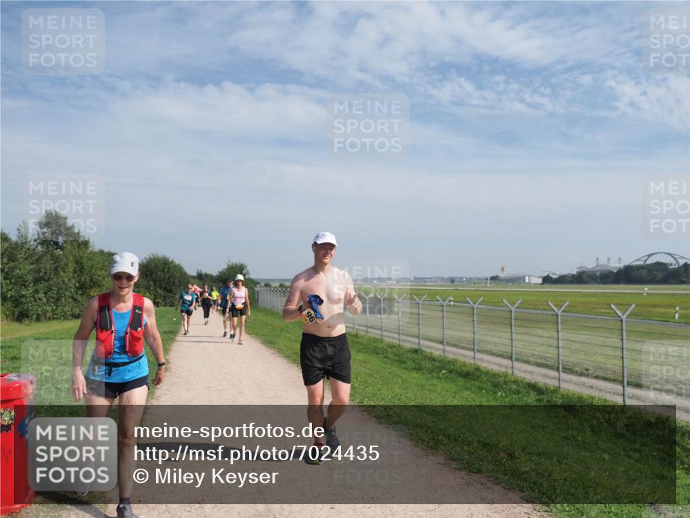 08.09.2024 - Airport Race Miley Keyser http://msf.ph/oto/7024435 08.09.2024 12:51:12 Laufen OLYMPUS, DIGITAL, CAMERA meine-sportfotos.de