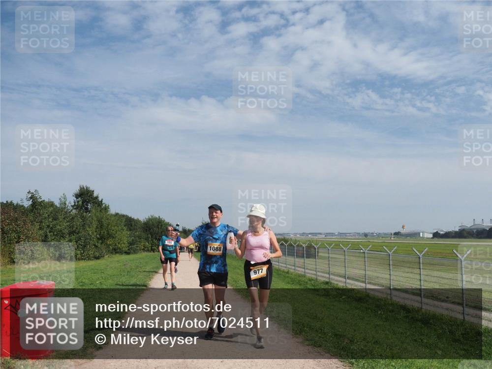 08.09.2024 - Airport Race Miley Keyser http://msf.ph/oto/7024511 08.09.2024 12:51:19 Laufen OLYMPUS, DIGITAL, CAMERA meine-sportfotos.de