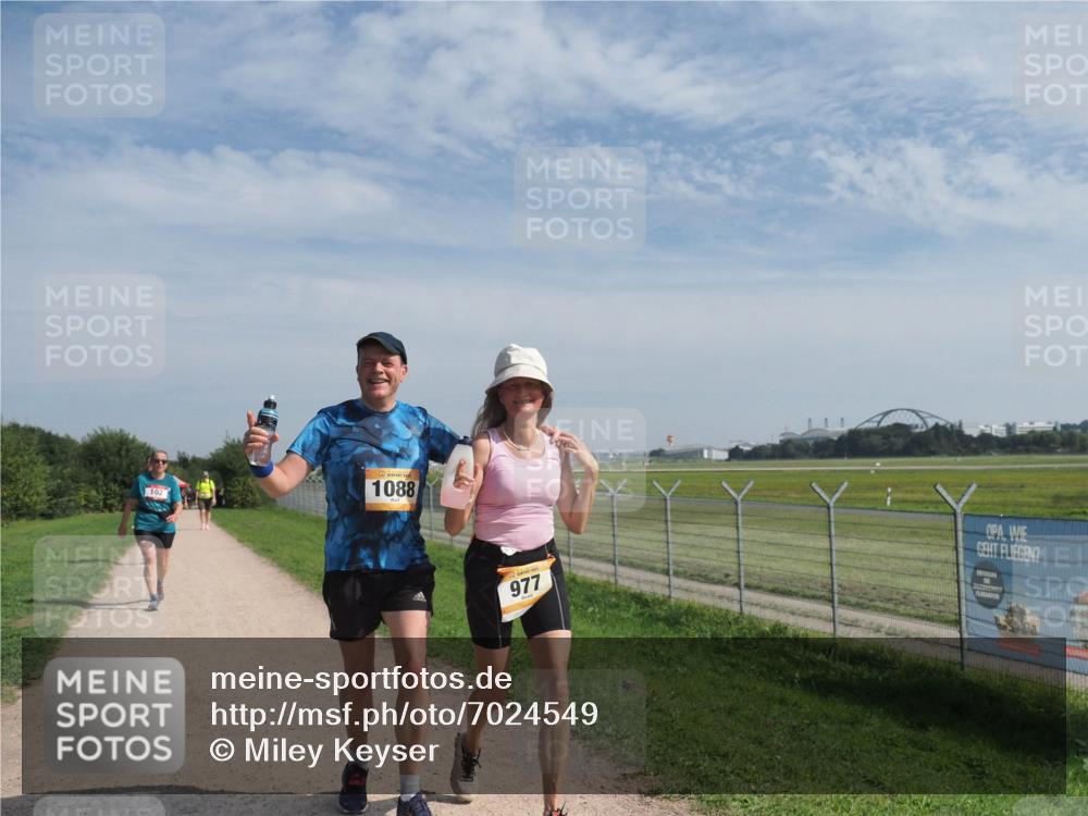 08.09.2024 - Airport Race Miley Keyser http://msf.ph/oto/7024549 08.09.2024 12:51:20 Laufen OLYMPUS, DIGITAL, CAMERA meine-sportfotos.de