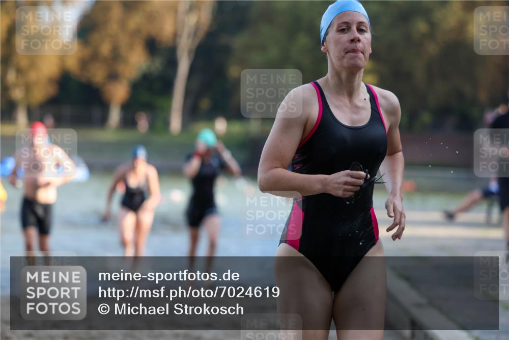 08.09.2024 - Stadtparktriathlon Michael Strokosch http://msf.ph/oto/7024619 08.09.2024 09:48:51 Schwimmen 190, 230, 241, 255 meine-sportfotos.de