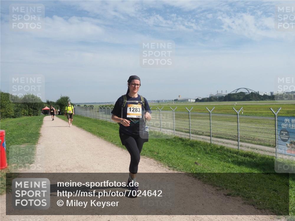 08.09.2024 - Airport Race Miley Keyser http://msf.ph/oto/7024642 08.09.2024 12:51:27 Laufen OLYMPUS, DIGITAL, CAMERA meine-sportfotos.de