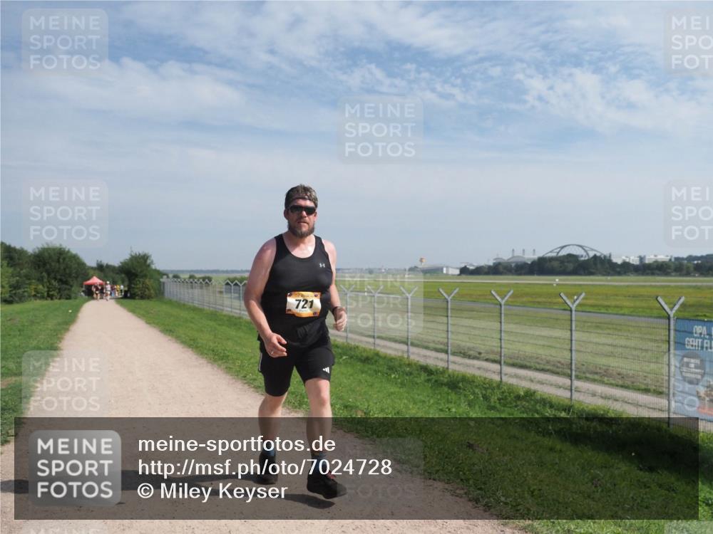 08.09.2024 - Airport Race Miley Keyser http://msf.ph/oto/7024728 08.09.2024 12:51:37 Laufen OLYMPUS, DIGITAL, CAMERA meine-sportfotos.de